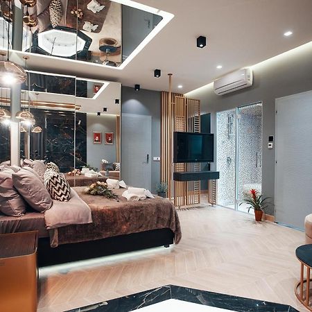 Monza Mirror Apartment Kikinda ภายนอก รูปภาพ