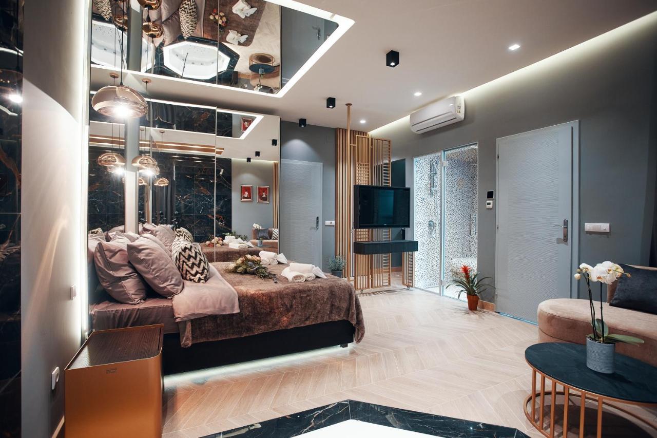 Monza Mirror Apartment Kikinda ภายนอก รูปภาพ